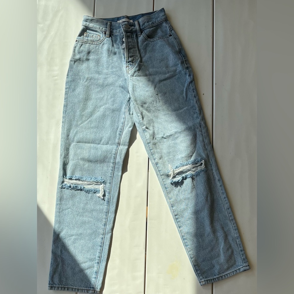 Ripped high rise straight jeans